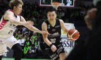 【Ｂ１】レバンガ北海道が宇都宮撃破しＢリーグ発足後初の首位に…富永「沢山の選手がステップアップして勝利できた」