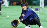 【DeNA】年男の戸柱恭孝「まだまだ燃えてますよ」体も技術も進化…日本一再現のキーマンの予感