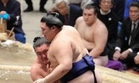 横綱対決は豊昇龍が大の里に完勝「よく千秋楽まで出続けた」琴風さん＆舞の海さんともにねぎらう