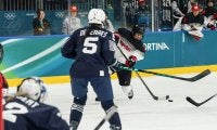 【アイスホッケー】第２ピリオドは１-１　FW浮田先制点も…残り17秒不運な形で失点