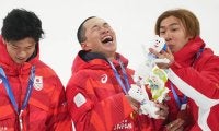 【スノボ】男子ビッグエアで金メダルの木村葵来を、所属先ムラサキスポーツも祝福
