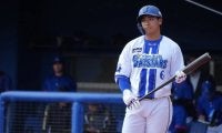 DeNA森敬斗は「外野をやりながら」　2軍監督が語った“現在地”「掴み取ってもらう」