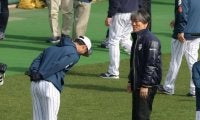 侍ジャパン　ダルビッシュの人柄にじんだワンシーン　松井秀喜氏に深々と一礼「お会いできてうれしかった」３年前も野茂英雄氏に