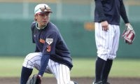 侍ジャパン・小園　遊撃に加え三塁＆二塁も！合宿初日いきなり複数ポジション　万能侍で貢献「全部、準備していきます」