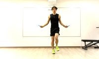 たった3分で汗だく…！縄跳び30秒×5本が脂肪に効きすぎる