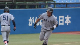 慶大　総力戦の末、延長を制す／明大1回戦