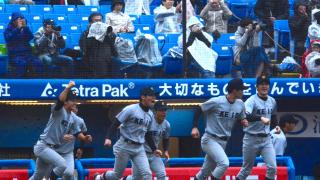 慶大　ダブルルーキーが魅せた！優勝へあとひとつ／早大1回戦