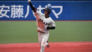 早大3回戦 昨日に続く延長戦 11回に宇草が勝ち越しの本塁打を放ち辛くも勝利！！ 6季ぶりに開幕カードでの勝ち点をつかみ取る！