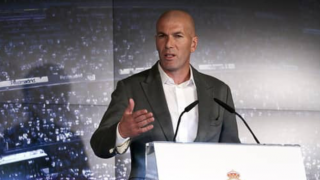 レアル新監督はまさかのジダン。一度は拒否した復帰ドラマの舞台裏