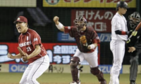 田中将大が叫んだ「伝説の８球」。楽天を初優勝に導く最高のアウトロー