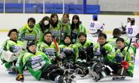 パラアイスホッケーの日本代表選手を送り出す東海アイスアークス