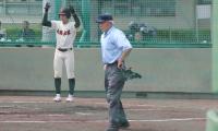 大阪の高校野球を練習試合から支える　75歳の審判、尽きぬ情熱