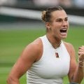女王サバレンカ、苦しみながらも37歳シゲムンドに逆転勝ち。2年ぶり3度目のウィンブルドン4強