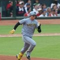 【岡義朗氏の眼】快勝阪神　大きかった森下の足を使ったプレー
