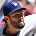 レジェンド左腕カーショー、怪物ルーキーと激突　大谷翔平の31号先頭打者弾後の立ち上がり無失点