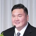 白鵬さん、モンゴルで帽子姿の正装で祭典「ナーダム」出席　天皇、皇后両陛下が見守る様子も投稿