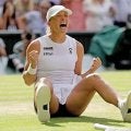 女王 母国メディアを非難
