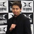 武知海青 入団後初戦でド派手飛び技
