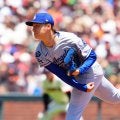 山本由伸、今季９勝目へ３回まで１安打１四球無失点　３回に初ヒット許すも後続を仕留める