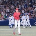 広島・新井監督「『何とか…』という気持ちはすごく」　６６年ぶり屈辱１５試合連続３得点以下　１５日にも自力Ｖ消滅
