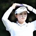 政田夢乃「CMに出演する事になりました」白ウエア＆ピンクベスト写真とともに報告