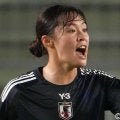 韓国戦ワントップ起用の｢なでしこ新星｣強烈ミドル弾で幕開け！ 後半｢美人すぎる10番｣がトップ下出場も…澤穂希の同僚｢女メッシ｣の奮闘で優勝の行方は最終戦へ