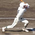 センバツ出場・二松学舎大付のトップバッターが本塁打！指揮官も「チームが苦しい時にやってくれる選手」と称賛！【東東京】