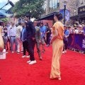 大谷翔平　真美子夫人の変わらぬ気遣い　インタビューでスッと一歩下がる配慮　大谷は妻の色に合わせてスーツをチョイス