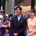 大谷翔平の後ろで…真美子夫人にハグしていた人物　レッドカーペットで果たした“再会”