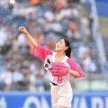 自己採点は「８点です」櫻坂４６の初代キャプテン　短パン姿で始球式もワンバン投球に真顔で悔しがる