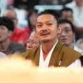 名古屋場所の向正面の土俵下に織田信長が出現！目の前に若隆景が落ちてきても泰然自若　正体は？