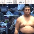 「脚長すぎ」「視覚がバグる」身長194センチの“美脚”力士にファン驚き