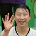 【バドミントン】志田千陽顔だけひょっこり「落書き雑なの気になる」五十嵐有紗と仲良しやりとり