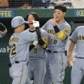 阪神・藤川監督　坂本の２ランに「バットの方は少しそっとしてあげてほしいな（笑）」　佐藤輝の２ランには「本当に待っているものが出た」