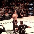 【ノア】前日失神負けOZAWAが登場「止める必要ないところで止めた」とレフェリー買収を主張