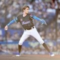 ＳｉｘＴＯＮＥＳのジェシーがＦピッチ「キモティ～投球ができました」安田の背後を通過する“大暴投”に苦笑い