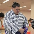 大の里が金星配給、土俵入り前に目の前でハプニング「それで負けたのでは？」