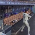 ウソでしょ…？ 大谷翔平、ベンチでの“ある行動”が話題に「プロ中のプロ」「スゴすぎる」 ホームラン直前に見せていた“衝撃光景”「尊敬しかない」