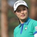 新人女子ゴルファーが愛車紹介　欧州の高級電動ＳＵＶは「昔から憧れのある乗りたい車だった」　ＳＮＳ「めちゃ似合ってるー」「カッコ良い相棒！」