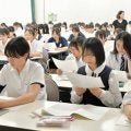 高校野球の球場アナウンス、もう一つの夏　知らない選手に思いを
