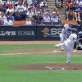 大谷翔平の痛烈ヒットに同僚ロハスもご満悦？“うんうん”塁上で見せた無言のリアクション