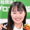 人気女子ゴルファーの絶対領域コーデ