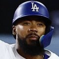 ドジャース唯一の“得点”はテオスカーの左フック？　レイズのマスコットを１発でノックアウト