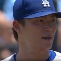 ウソでしょ…？ 山本由伸、一瞬見せた“表情”に「えっ」「なんで？」 マウンドで思わず見せたリアクションが話題に「まだ投げたいんだな」