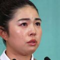 山下美夢有　涙の全英Ｖ報告　家族に感謝「結果で恩返しできてうれしい」　記念色紙には「夢」揮毫「この名前が大好き」