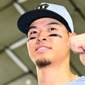 「嘘やん」「こんなん過去にあった？」阪神新助っ人右腕が来日初登板→先頭から3連続四球→無失点デビュー→佐藤輝明逆転3ラン→初白星ゲット