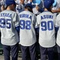 【甲子園】小松大谷、女子マネジャー4人が聖地限定ユニホームで声援「着られてうれしい」