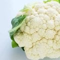 ご飯の代わりに「カリフラワーライス」？栄養価や作り方を紹介