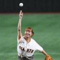 ももクロ佐々木彩夏びっくり　マー君復帰戦で偶然の始球式「おこがましいんですがエールを送り合いました」