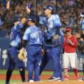 広島敗戦　９失点で借金１０　森が今季ワースト３回６失点の誤算　ファビアン、末包の一発で反撃も届かず